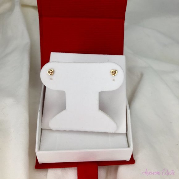 Tiny Hearts Screw-Back Earrings / Posts / Studs - 14k Yellow Gold - So Sweet! - Picture 8 of 8